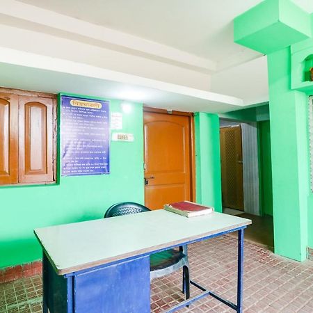 بوري Spot On 68703 Delight Inn المظهر الخارجي الصورة
