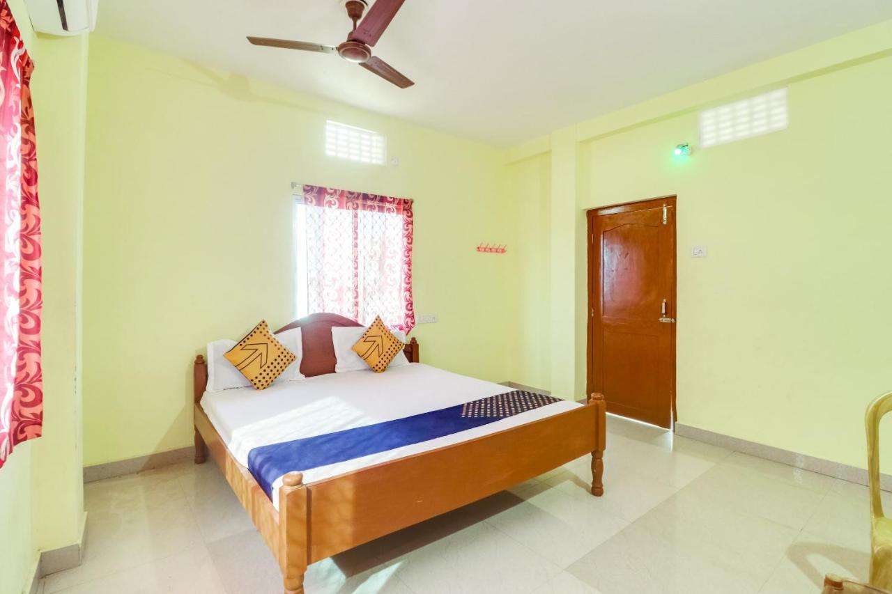 بوري Spot On 68703 Delight Inn المظهر الخارجي الصورة