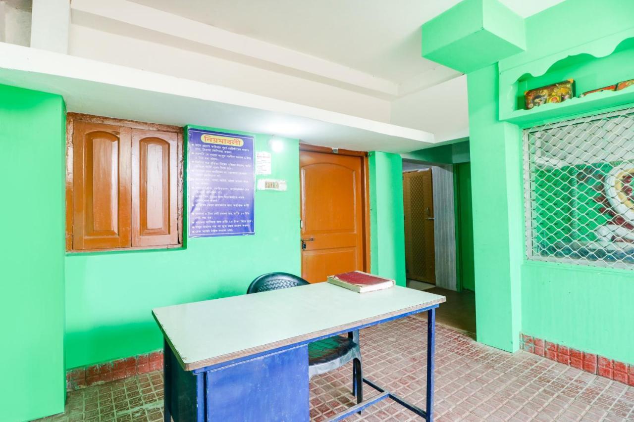بوري Spot On 68703 Delight Inn المظهر الخارجي الصورة